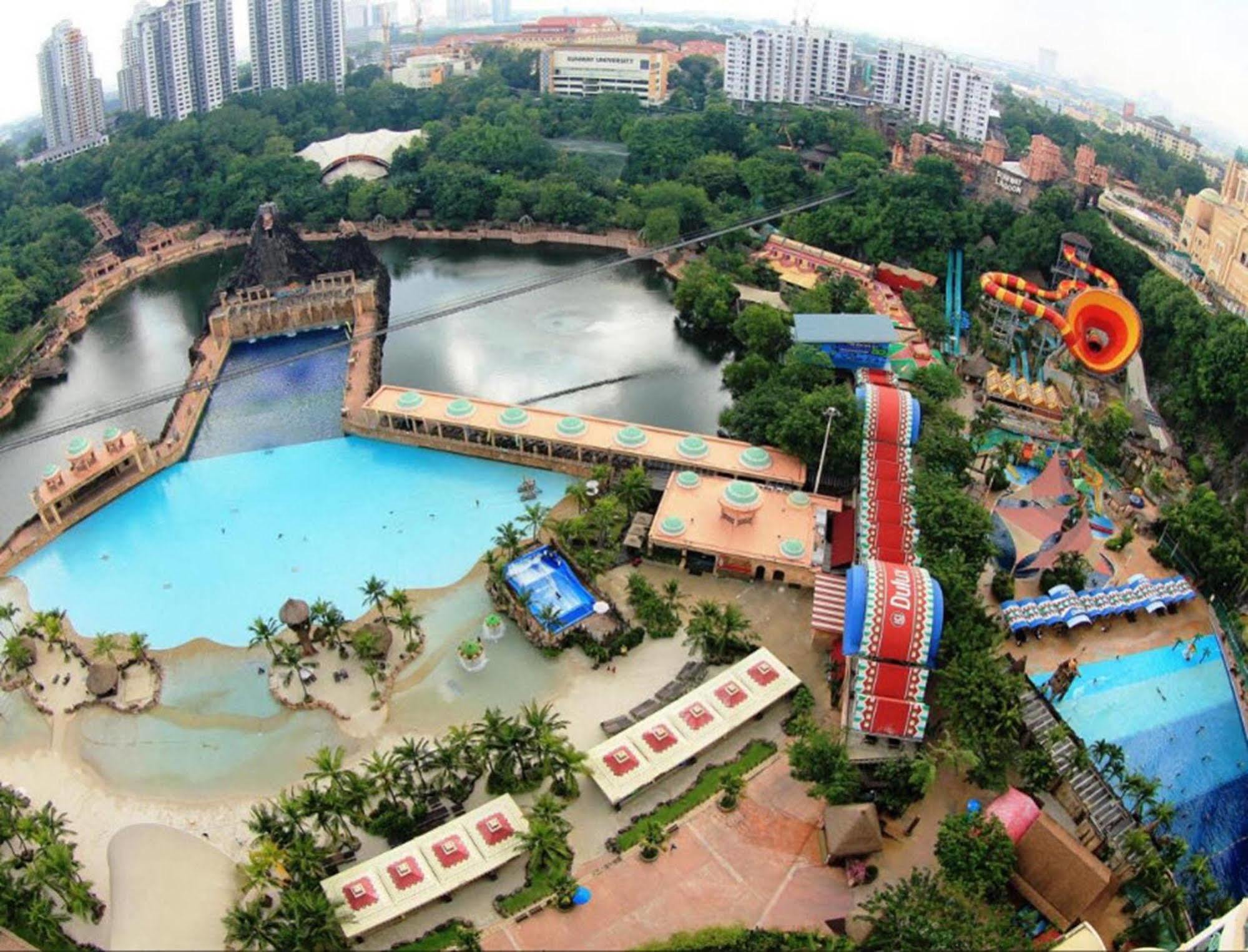 The Villas At Sunway Resort Hotel Kampong Penaga  Exterior photo